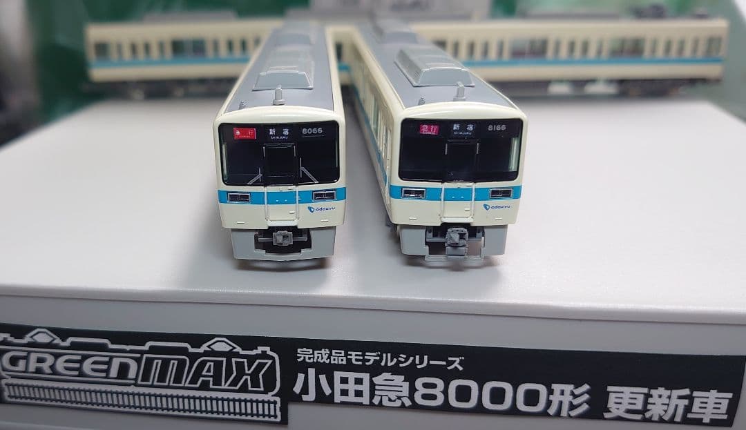 小田急 8000形 4両 更新車 Mなし編成 ブランドロゴ付 1両ライト加工有