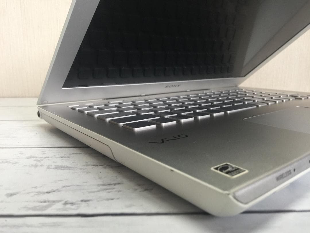 SONY VAIO VPCSB4AJ 13.3型TFT液晶 軽量コンパクトノート