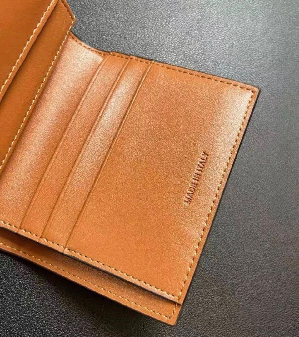 CELINE 本革 折りたたみ