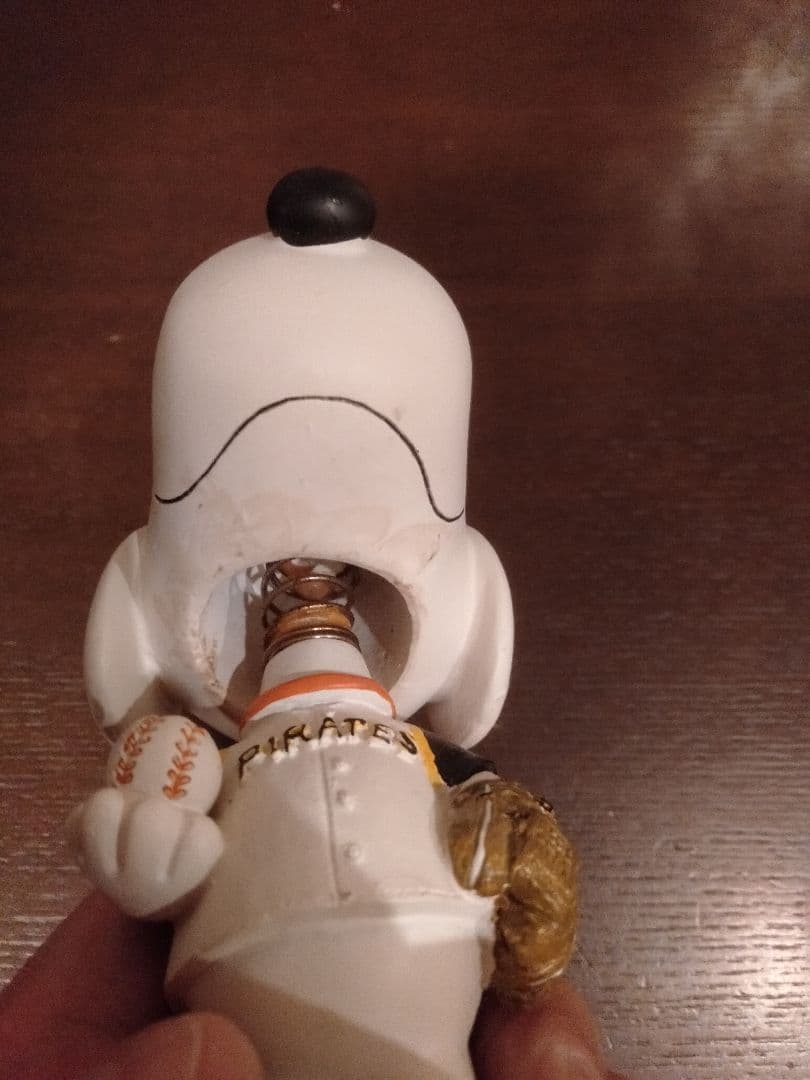 スヌーピーとチャーリー・ブラウンのフィギュアセット（パイレーツ 球場配布）