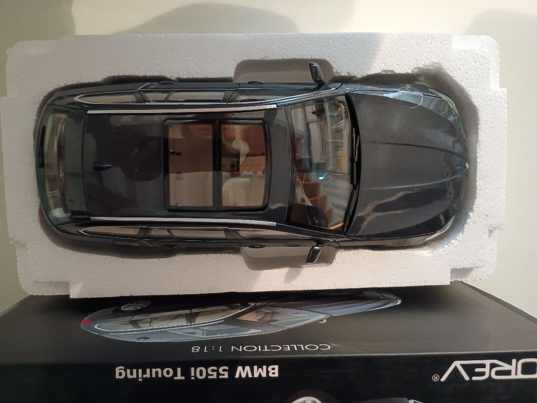 ノレブ NOREV BMW 550i ツーリング 5シリーズ 2010 1/18