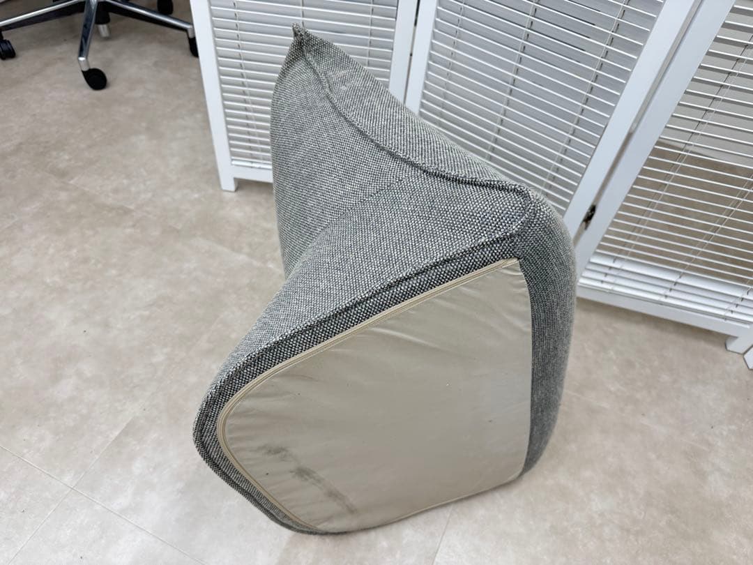 i*t様 リーン・ロゼ プラド用 背クッション ソファ グレー グリーン