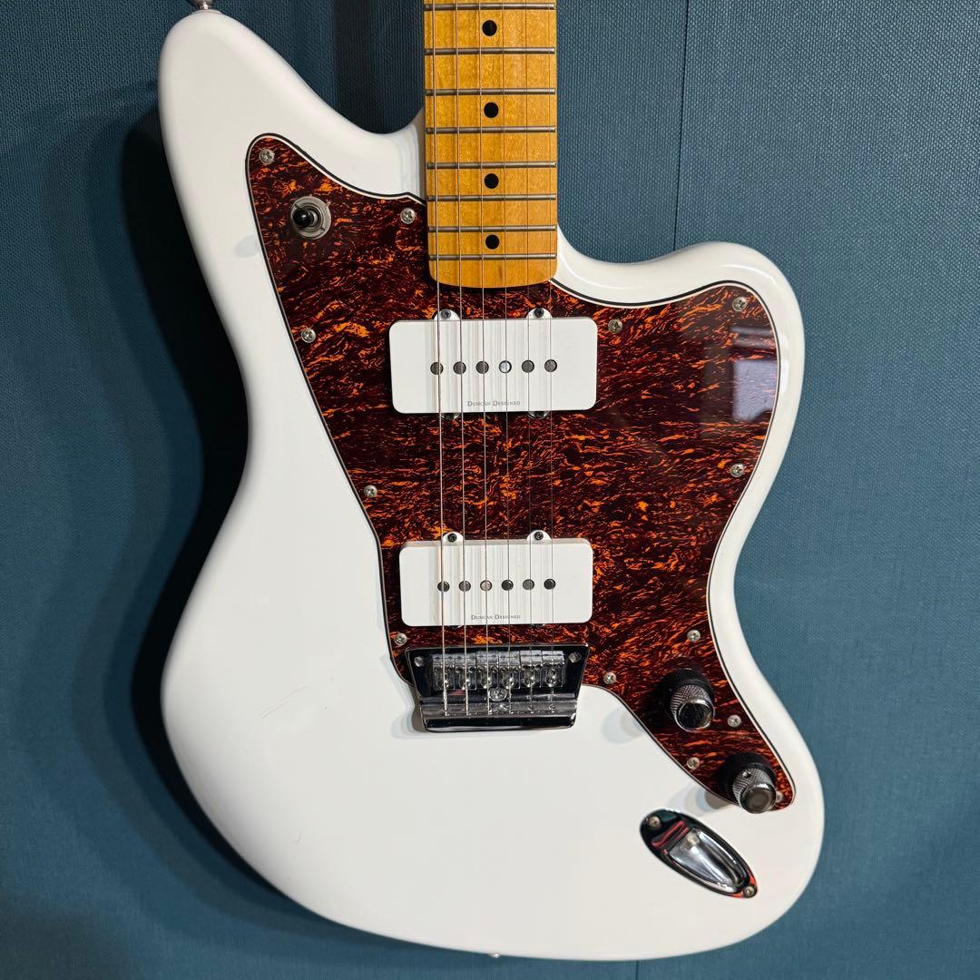 Squier by Fender スクワイヤー　フェンダー ジャズマスター