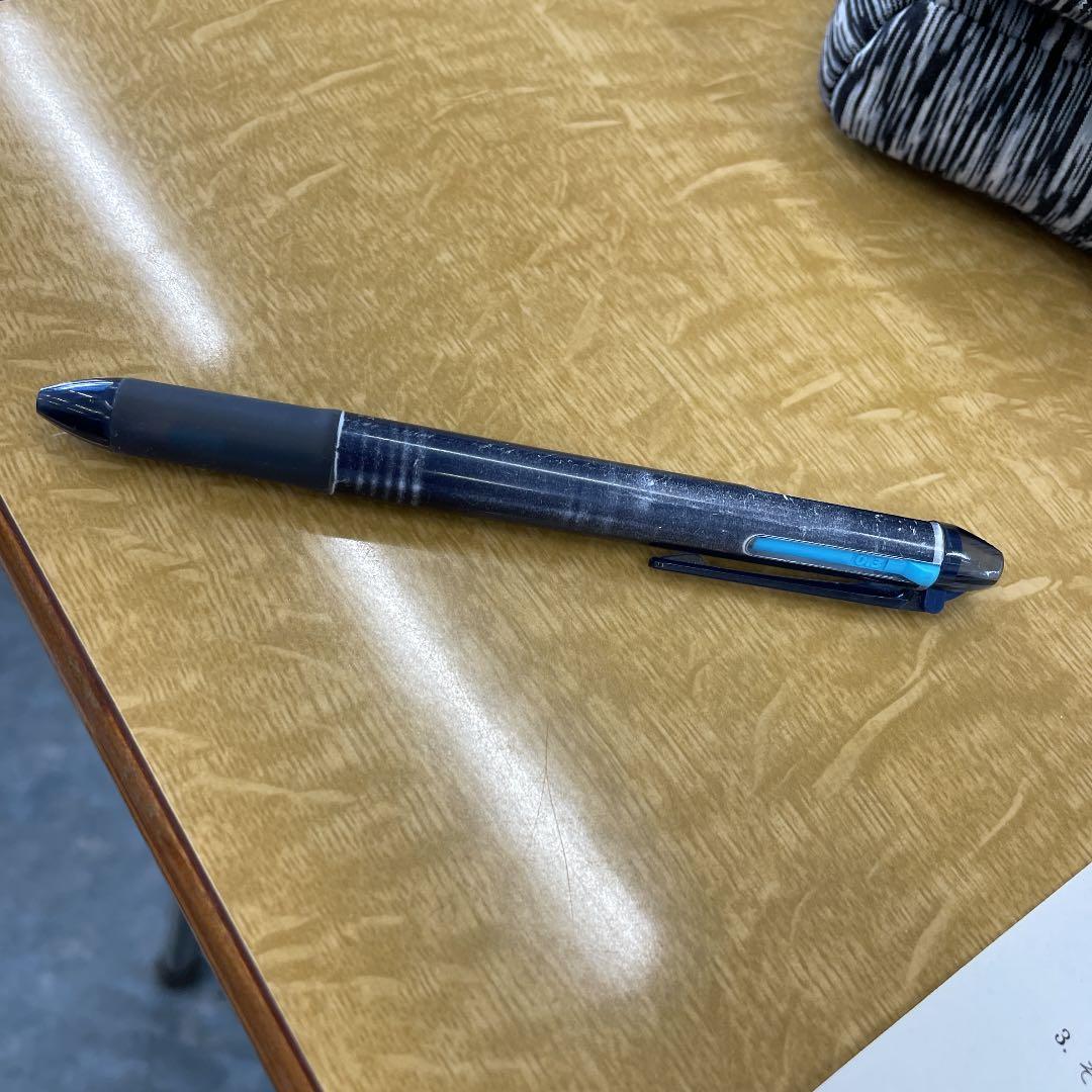 こわれたぼーるぺん