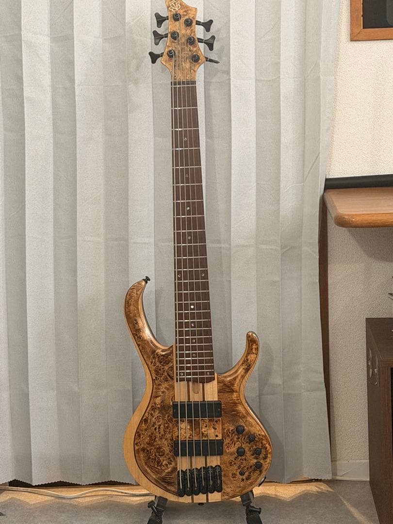 Ibanez BTB846V 33インチ6弦ベース