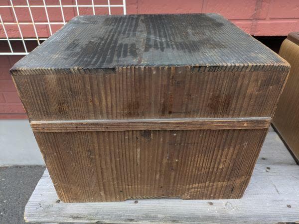 Y【中古】昭和レトロ 木製 囲炉裏 五徳 古道具 火鉢？専用木箱有り