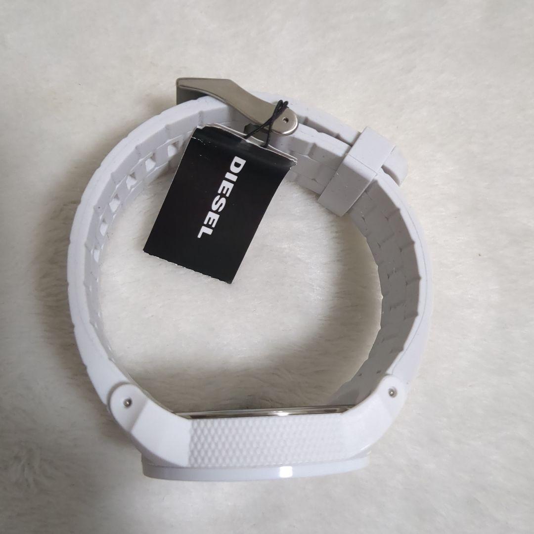 【未使用品】DIESEL 腕時計 DZ1436 フランチャイズ ラバー ホワイト