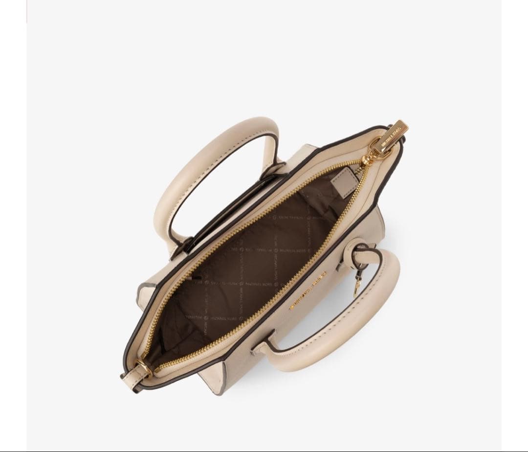 えがおさん10 MICHAEL KORS アイボリー ハンドバッグ