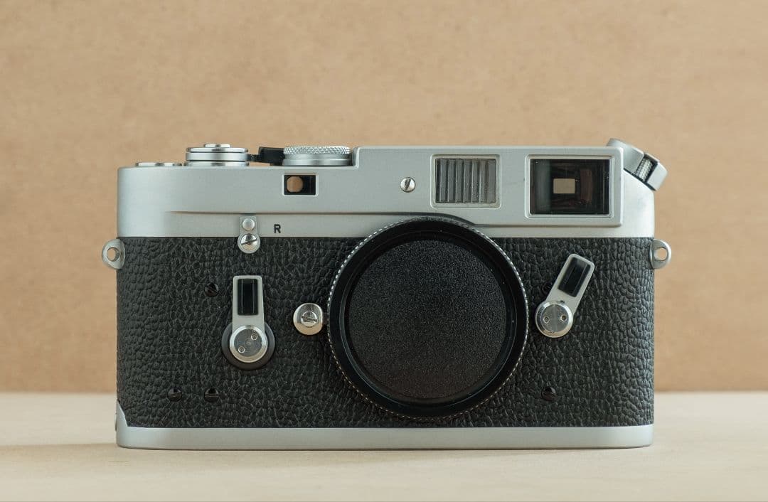 Leica M4 / ライカ M4　#117万台ボディ　ケースストラップ付