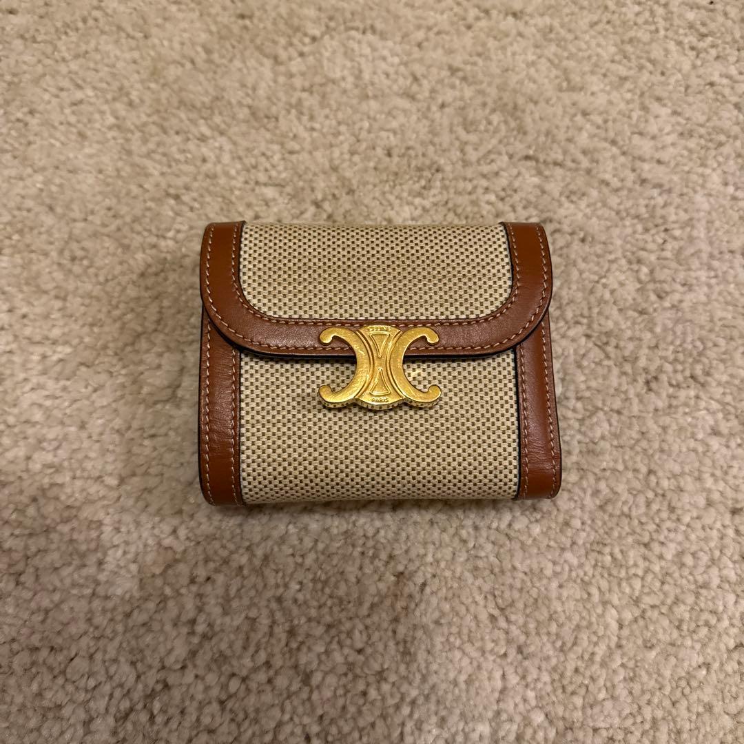 CELINE ＊ スモールフラップウォレット