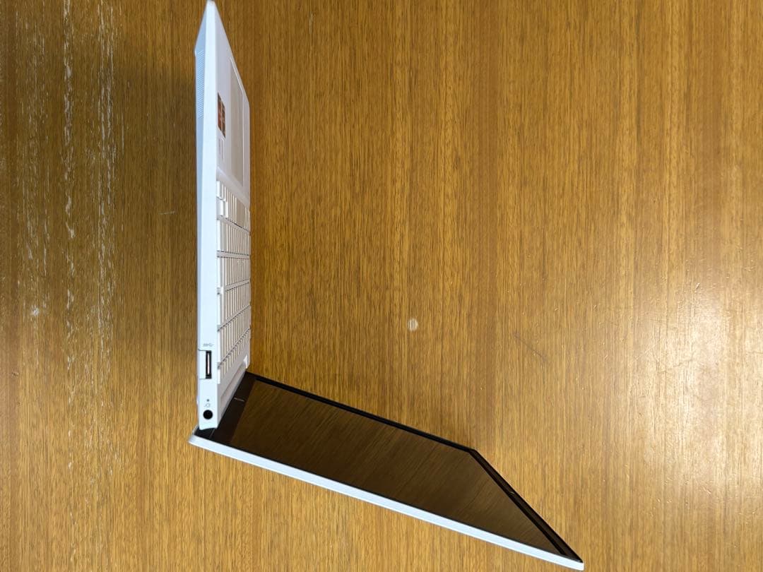 【美品】HP Pavilion Aero 13-be1021AU