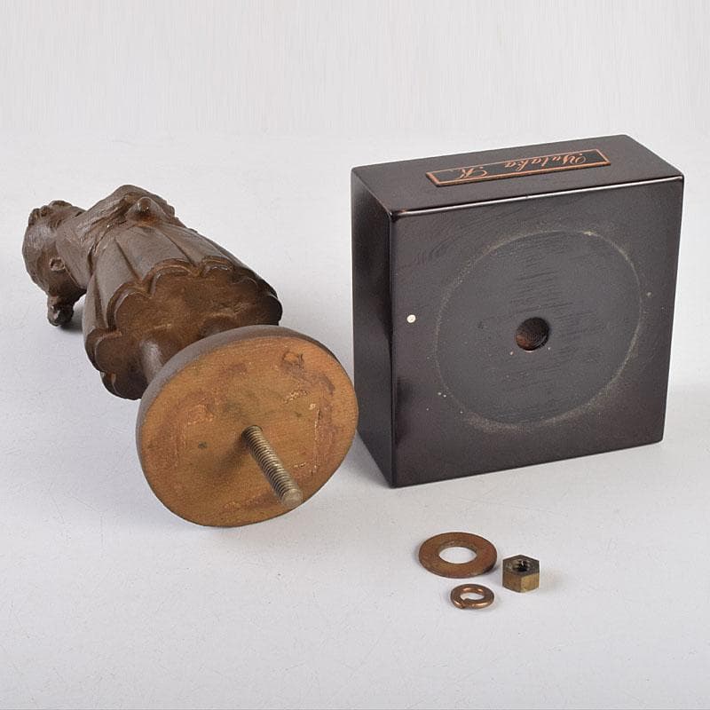 加藤豊作　ブロンズ　少女像　「花束」　台付　共箱　M　R9183