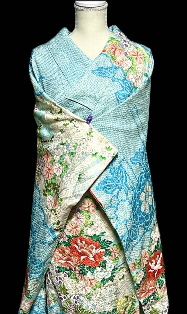 最高級　絞りと刺繍　水色 　オレンジ系花柄 　金駒刺繡　金糸　振袖 着物