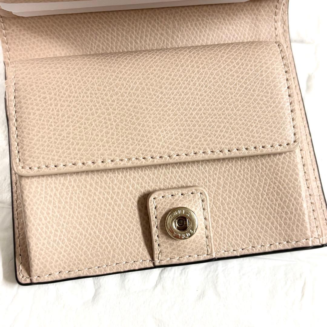 【未使用】FURLA　２つ折り財布　カメリア　ブルー　ベージュピンク　コンパクト