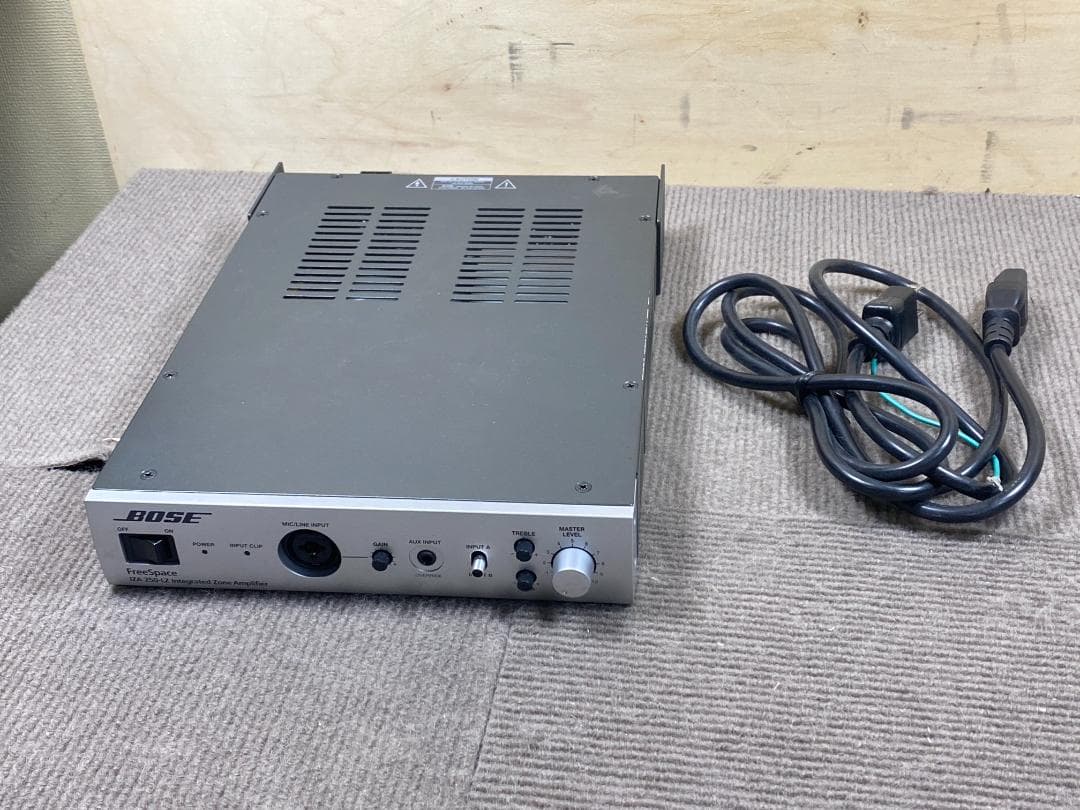 23 BOSE IZA 250 LZ パワーアンプ