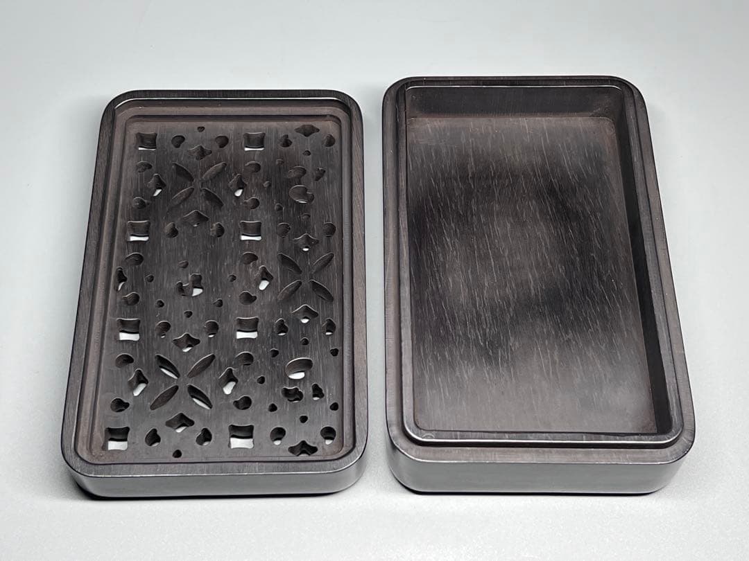 木製　小物入れ　紫檀　硯箱　透かし彫り　龍紋　極細工　文房具　中国美術　美品