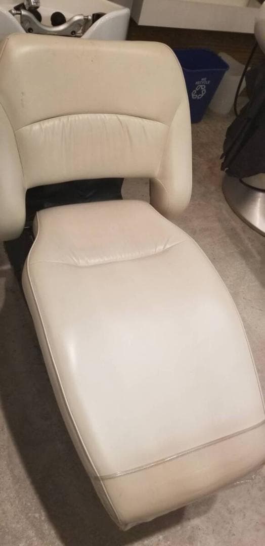 美容室タカラベルモント YUME ユメエスポワール スツール付 中古　引取限定