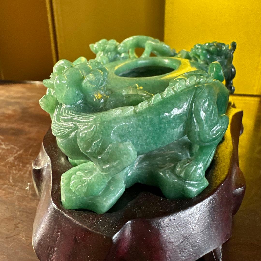 翡翠，置物，文房具，彫刻 ，木製台座付き