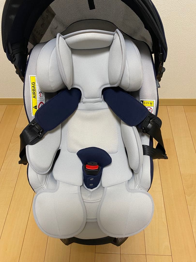 Apricaマモリラ AB ISOFIX 回転式チャイルドシート