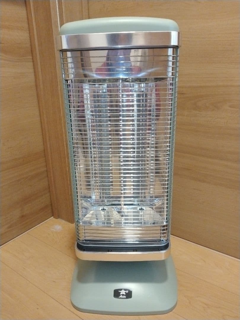 極美品アラジン　グラファイトヒーター　CAH-2G10EY-G 2022製