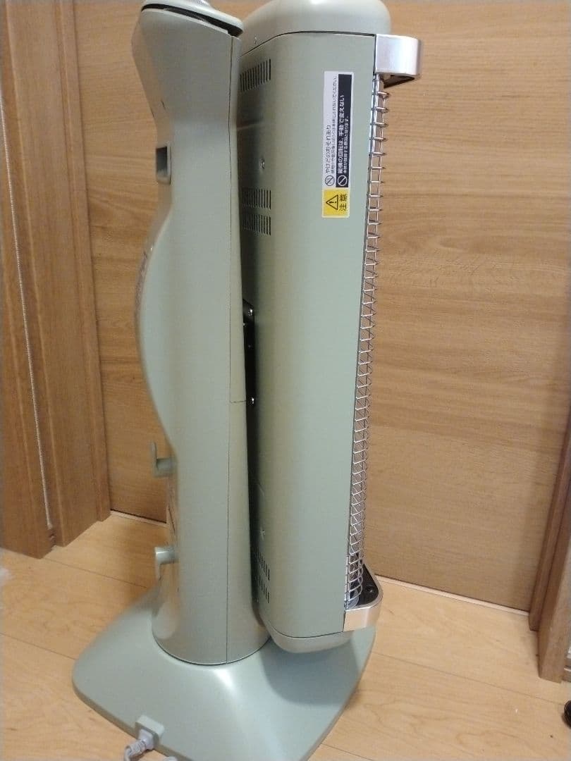 極美品アラジン　グラファイトヒーター　CAH-2G10EY-G 2022製