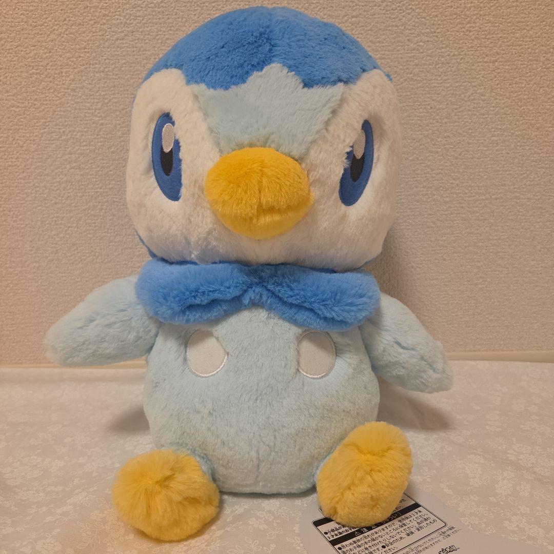 新品タグ付き ふわふわ抱きぬいぐるみ ポッチャマ ポケモンセンター