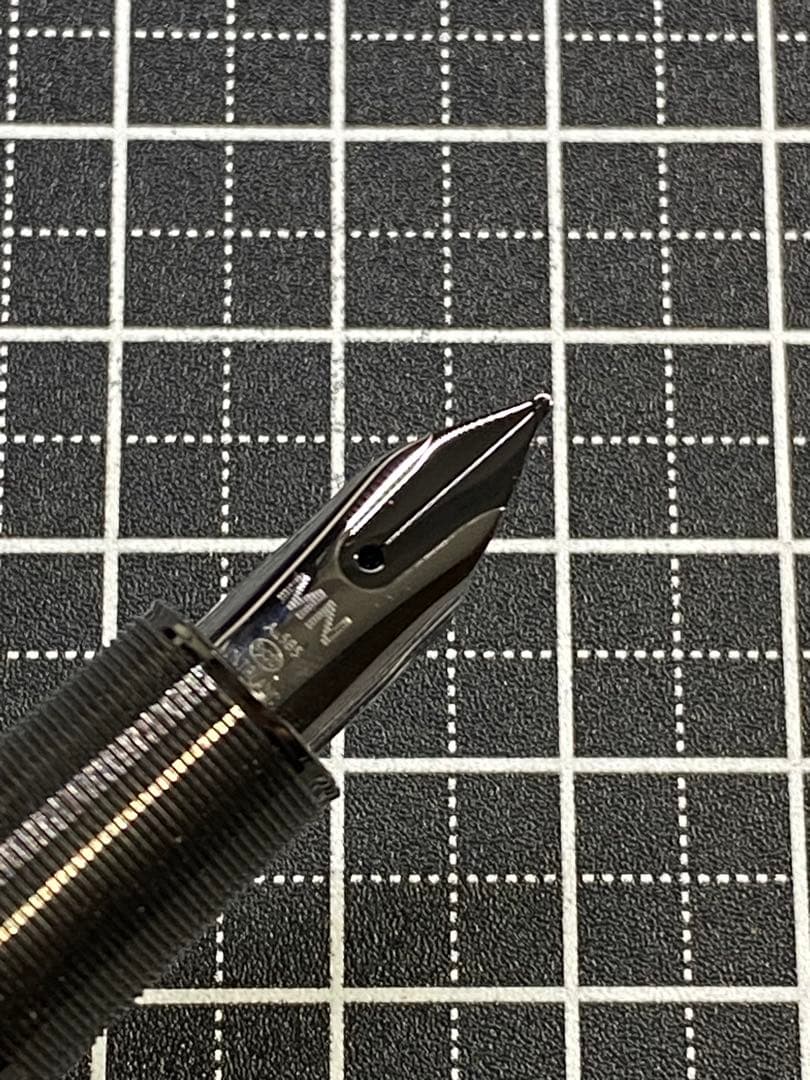MONTBLANC M マーク・ニューソン 字幅F