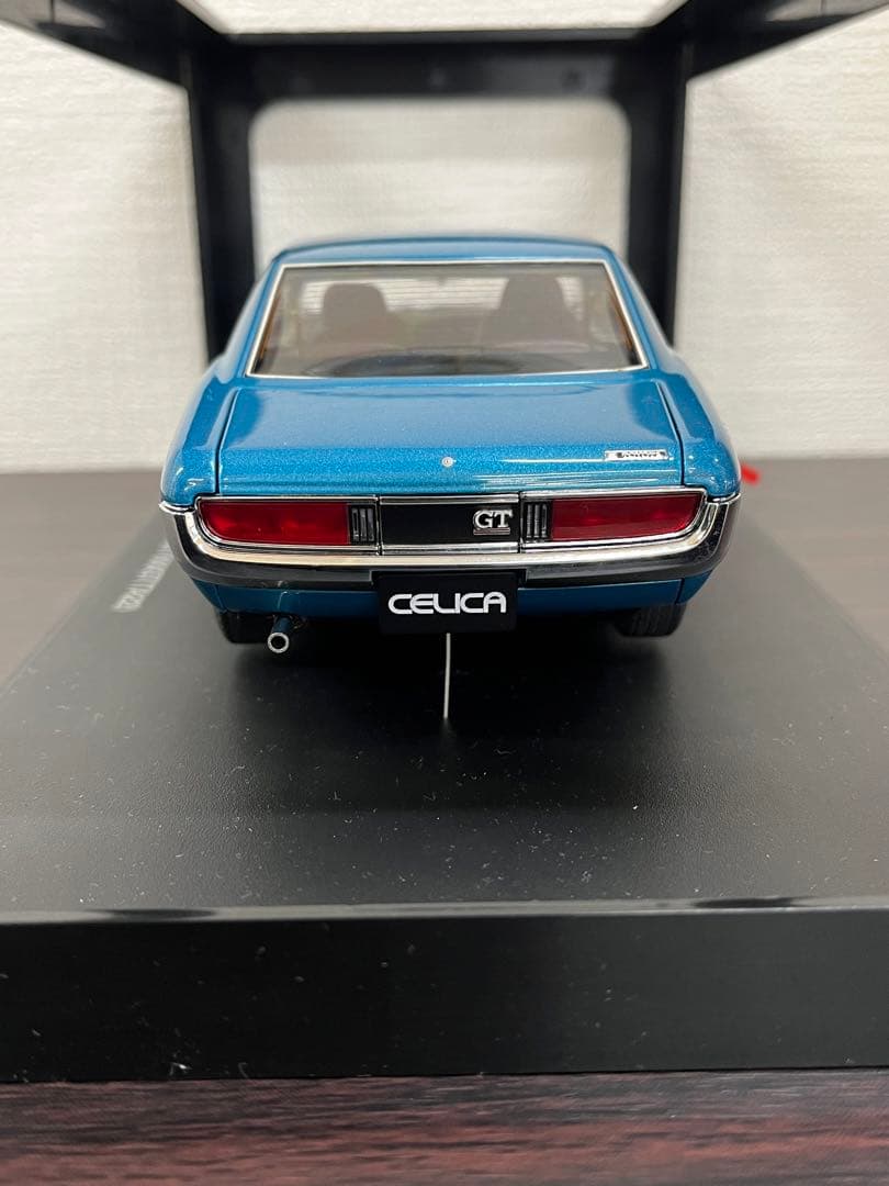 オートアート1/18トヨタ セリカ 1600GT ターコイズブルー