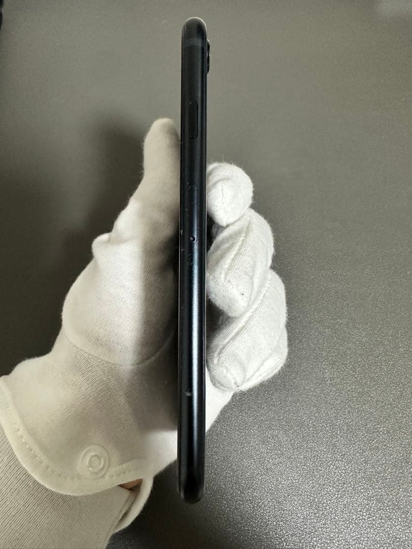 iPhone SE3 第3世代 128GB SIMフリーバッテリー100%黒