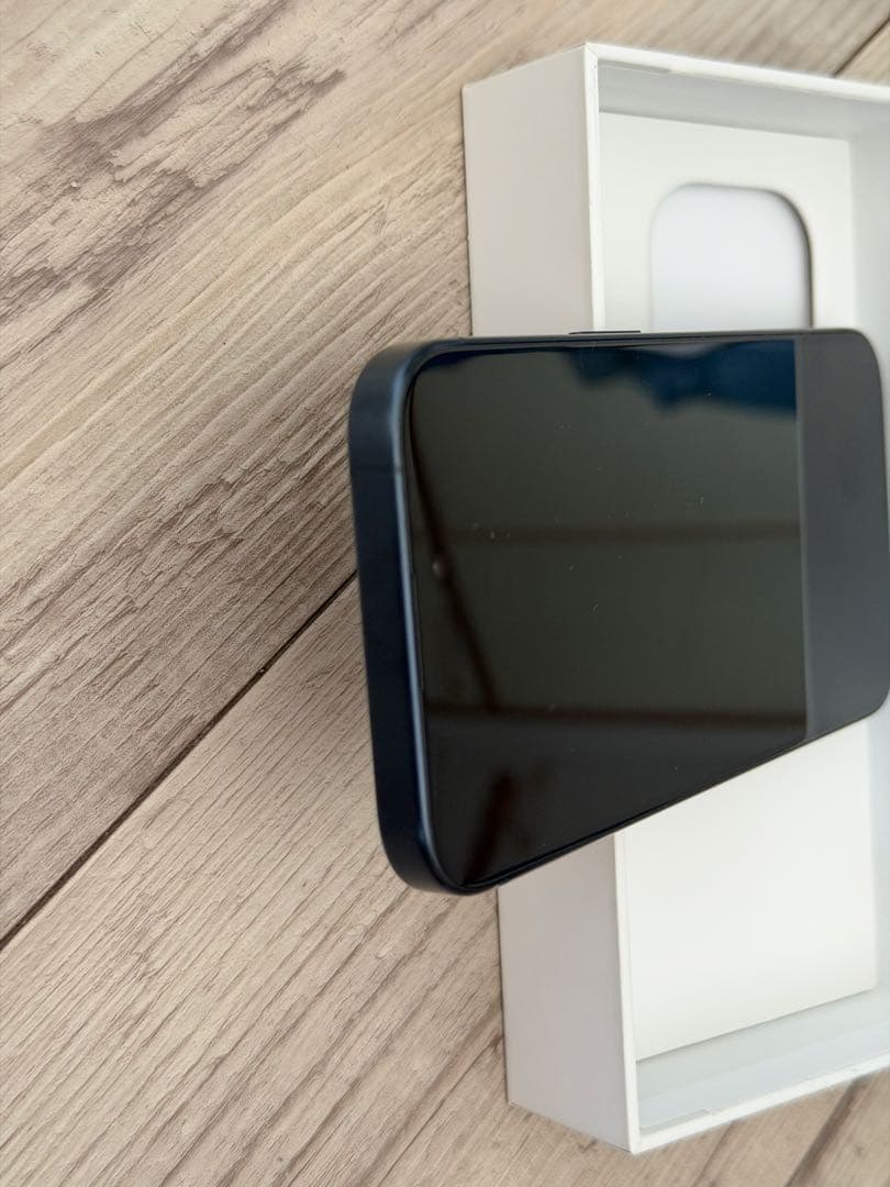 （おまけ付き）iPhone 15 Pro 256GB ·SIMフリー