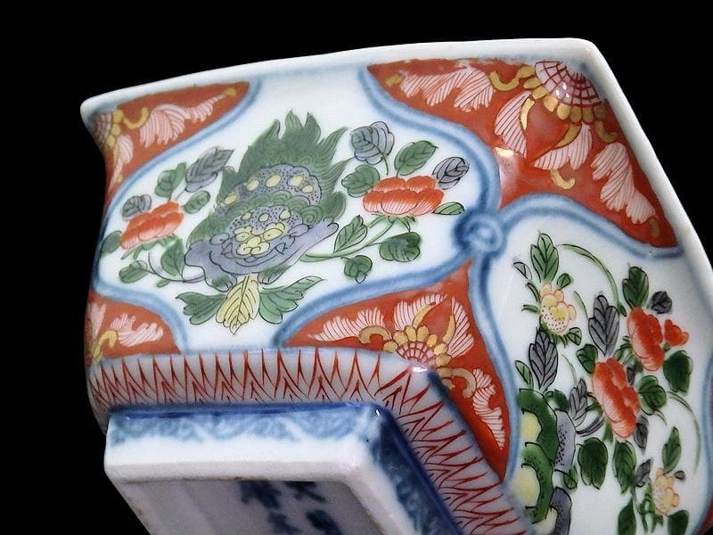 大聖寺伊万里　金襴手　牡丹に岩　獅子に牡丹の図　四方角向付　B335AS-CVg