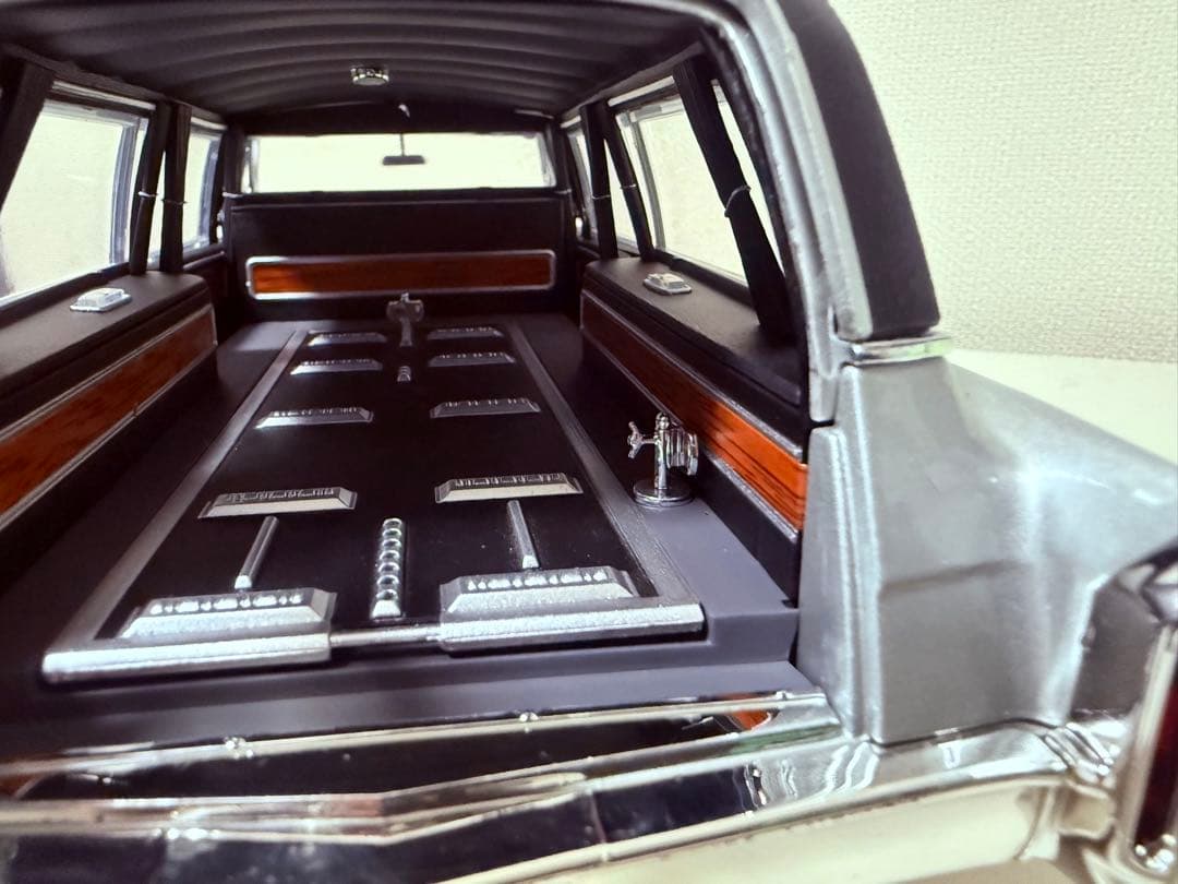 GL/'66 Cadillacキャデラック Limousineリムジン1/18