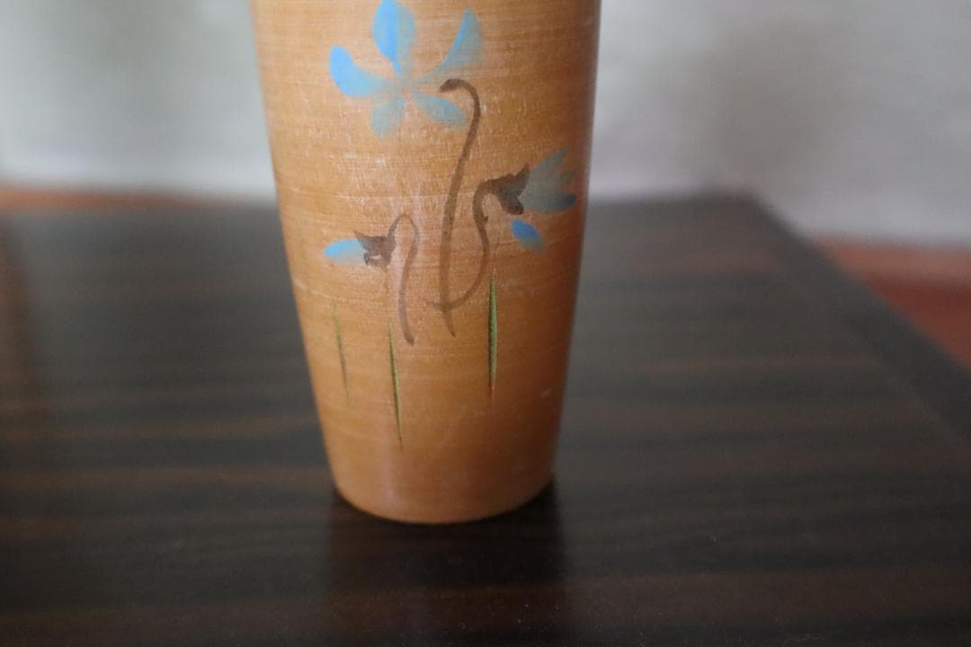 手描きの創作木製こけしセット