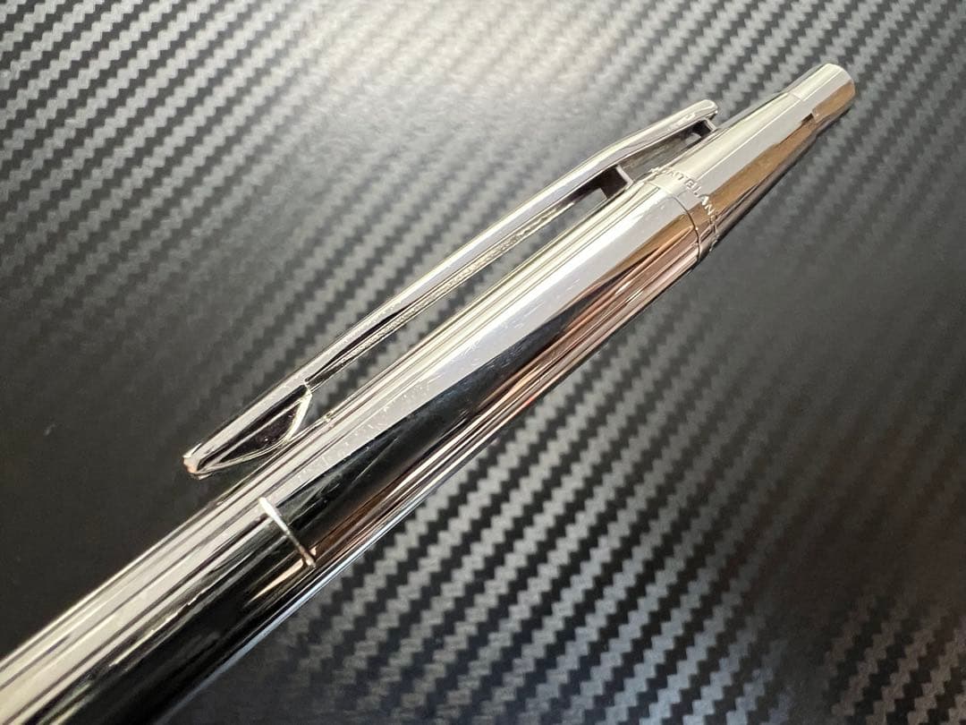 未使用に近い モンブラン 0.5mm ノブレス シルバー ペンシル