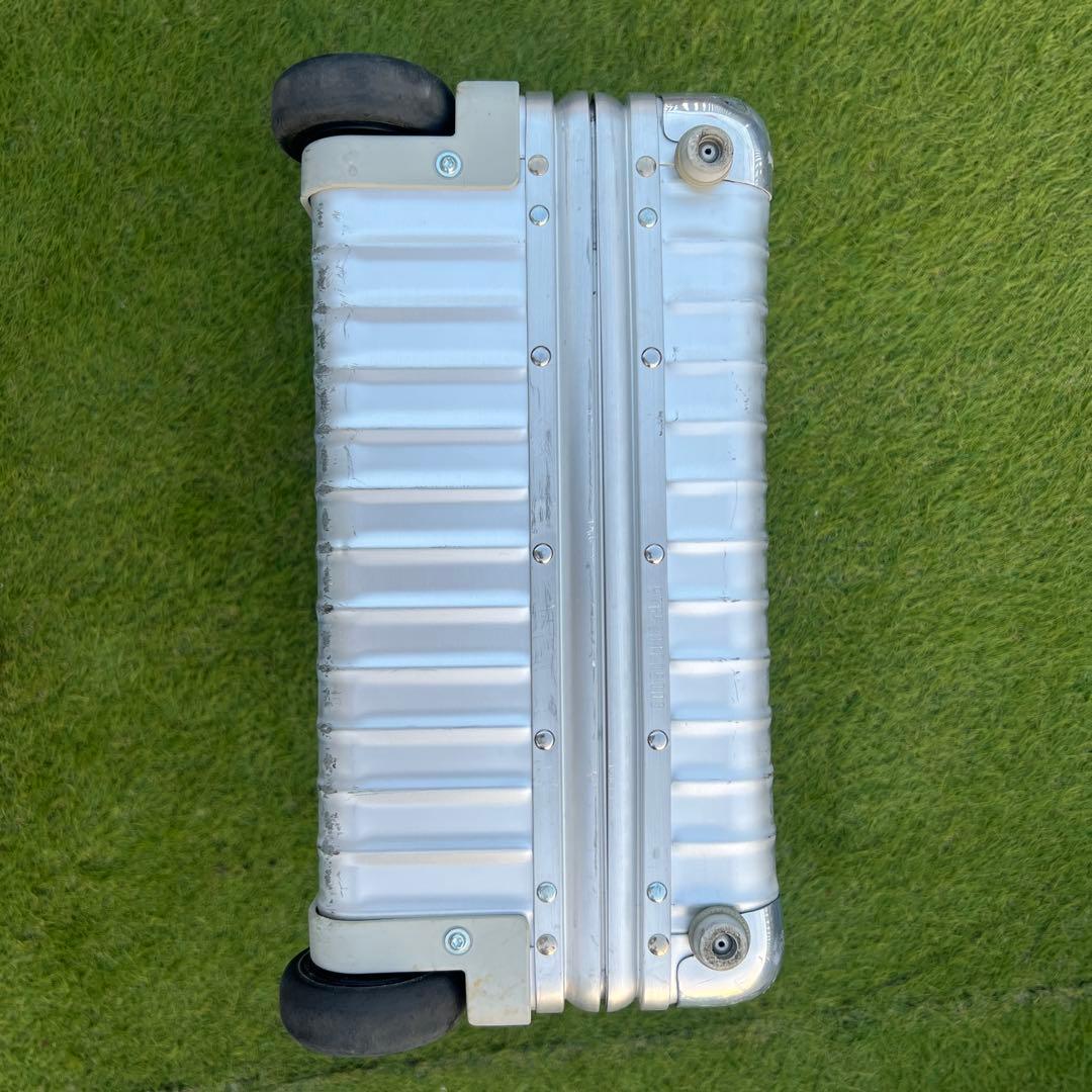 H*G様 廃盤 レア 二輪リモワクラシックフライト 機内持ち込みサイズ