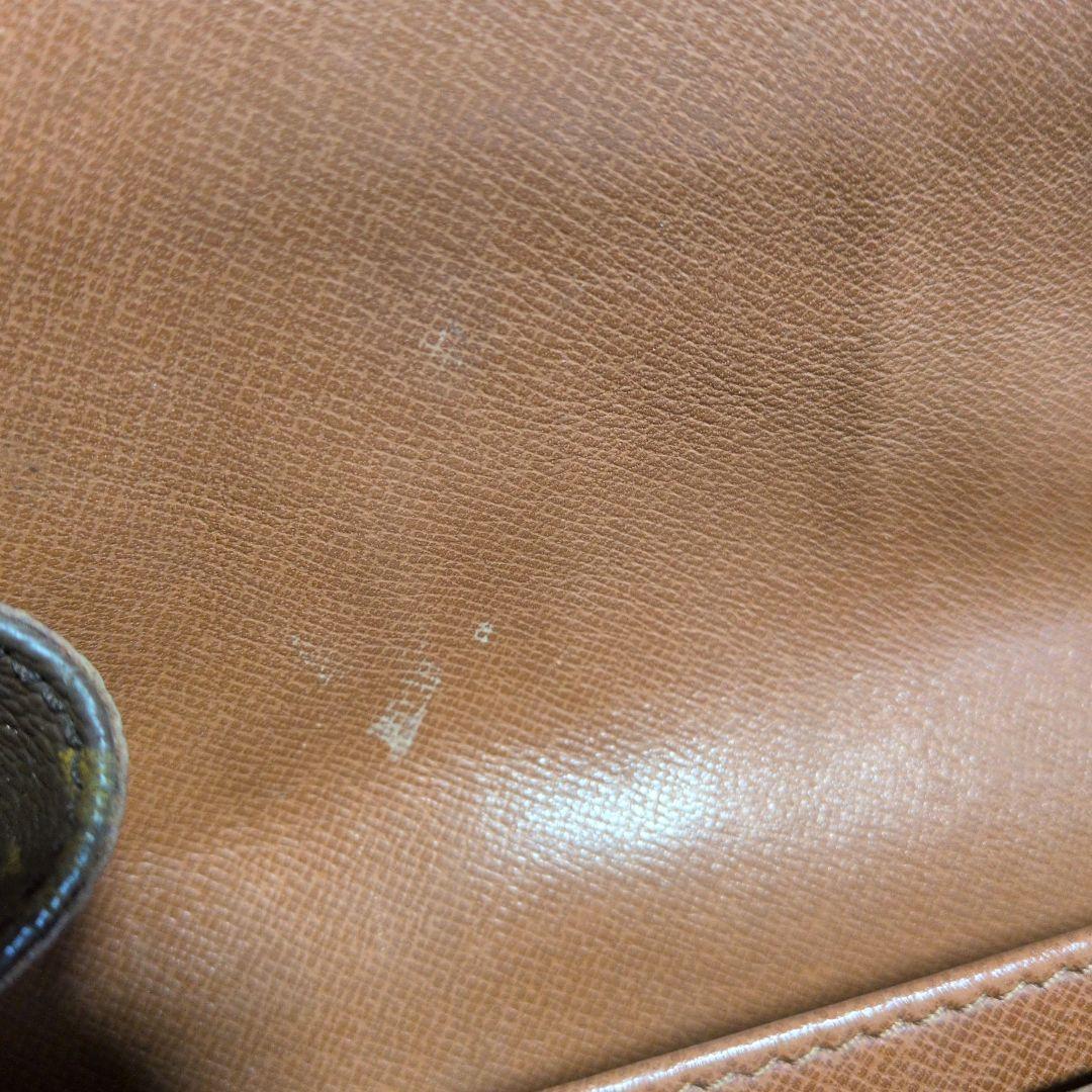 LOUISVUITTONショルダーバック