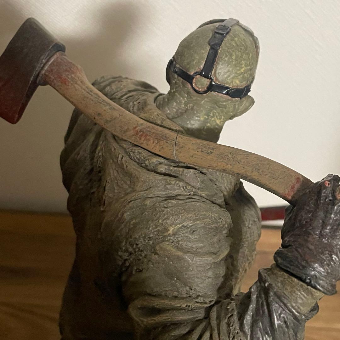 【SIDE SHOW】13日の金曜日　ジェイソン　スタチュー　1000体限定