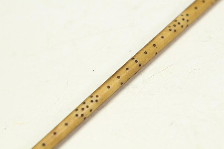 中国美術 花梨 刻 雲蝙蝠紋 秤 測り具(K-A911)