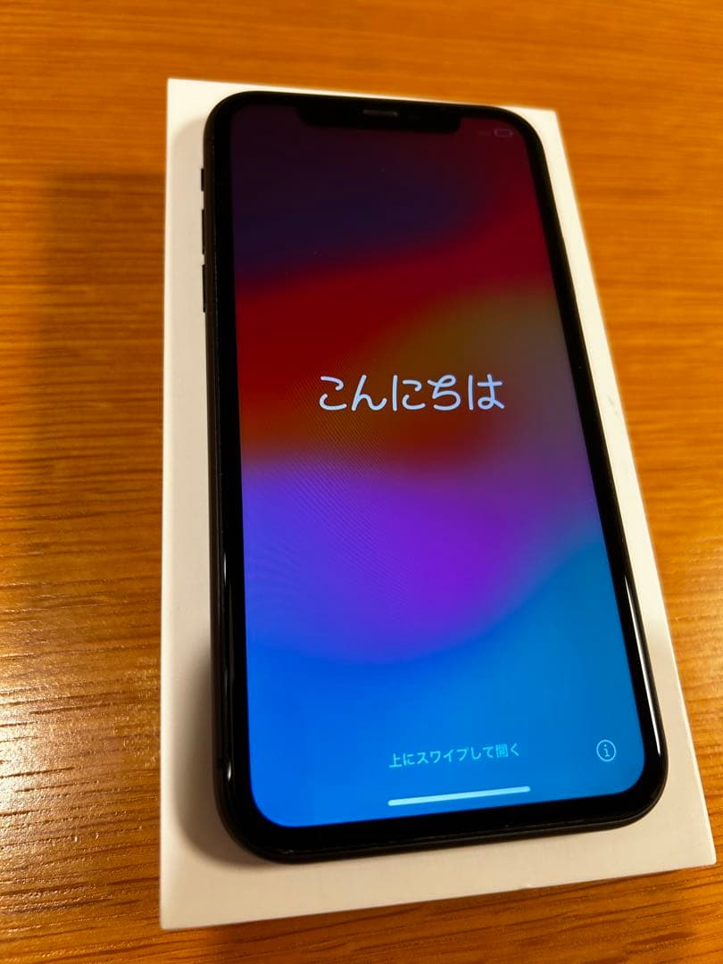 Apple iPhone 11 ホワイト 本体