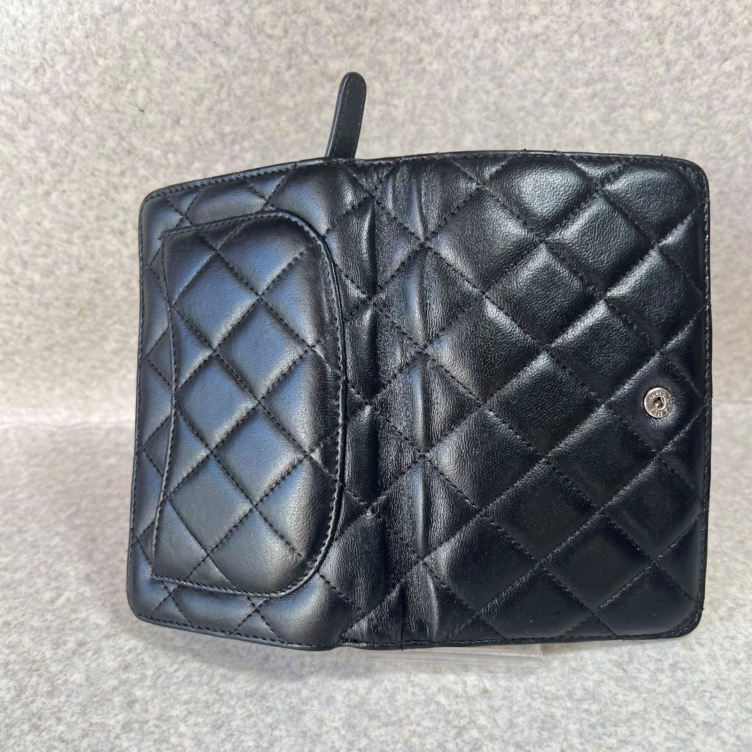 超美品CHANEL マトラッセココマークコンパクト二つ折り財布ブラック