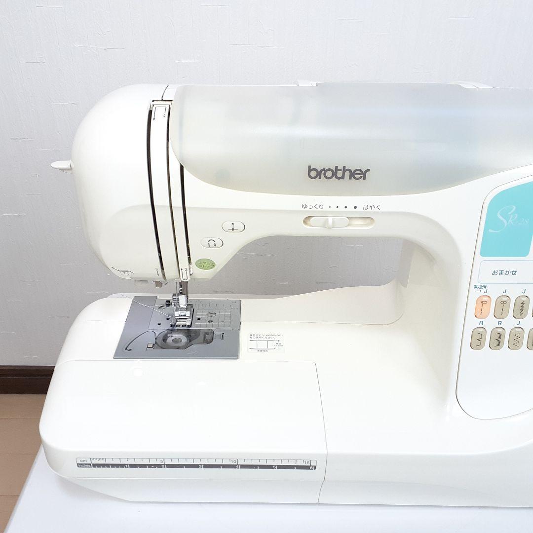 ブラザー　コンピューターミシン本体　SR-28 フットコントローラー付属