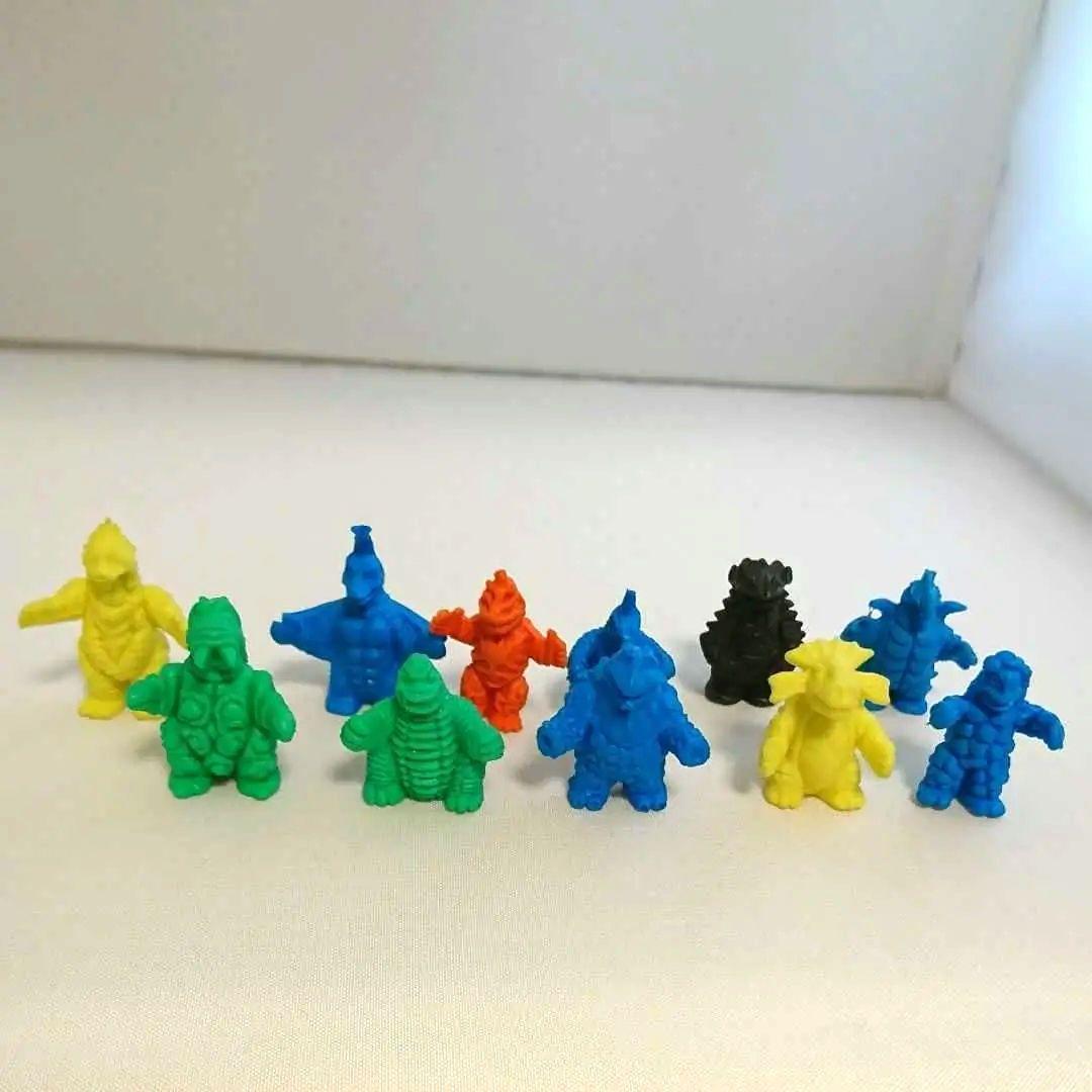 怪獣消しゴム　ウルトラマン　昭和　レトロ　ガシャポン