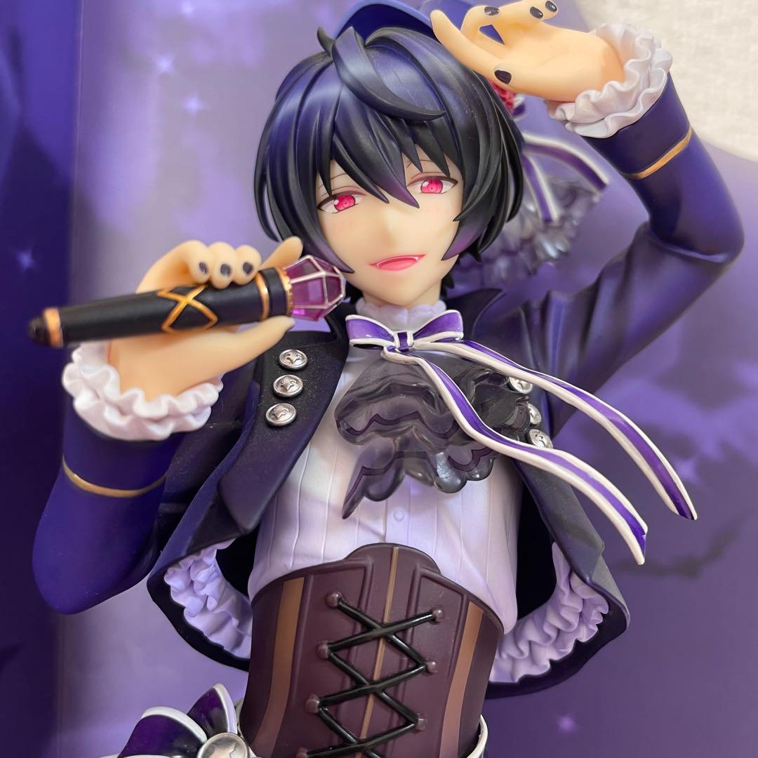 朔間凛月　フィギュア　あんスタ