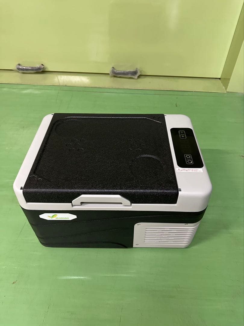 車載対応 ポータブル冷蔵庫 冷凍庫10L AC100V/DC12/24V電源対応