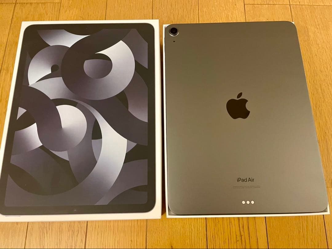 【美品】iPad Air第５世代 (256GB、Wi-Fi) スペースグレイ