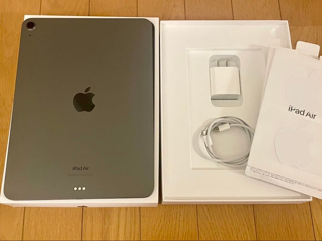 【美品】iPad Air第５世代 (256GB、Wi-Fi) スペースグレイ