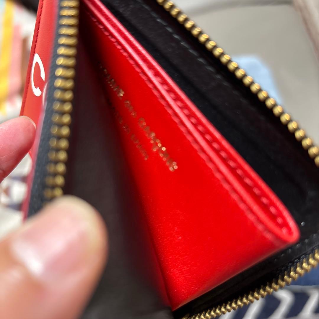 COMME des GARCONS ロゴ入りケース