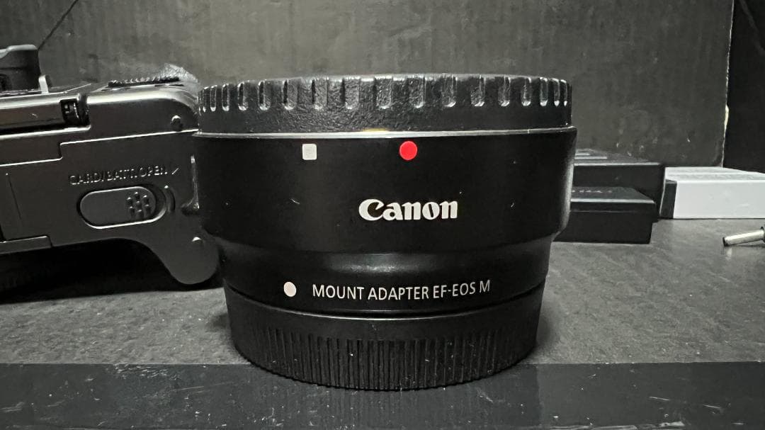 Canon EOS M5 ミラーレス一眼カメラ 中古