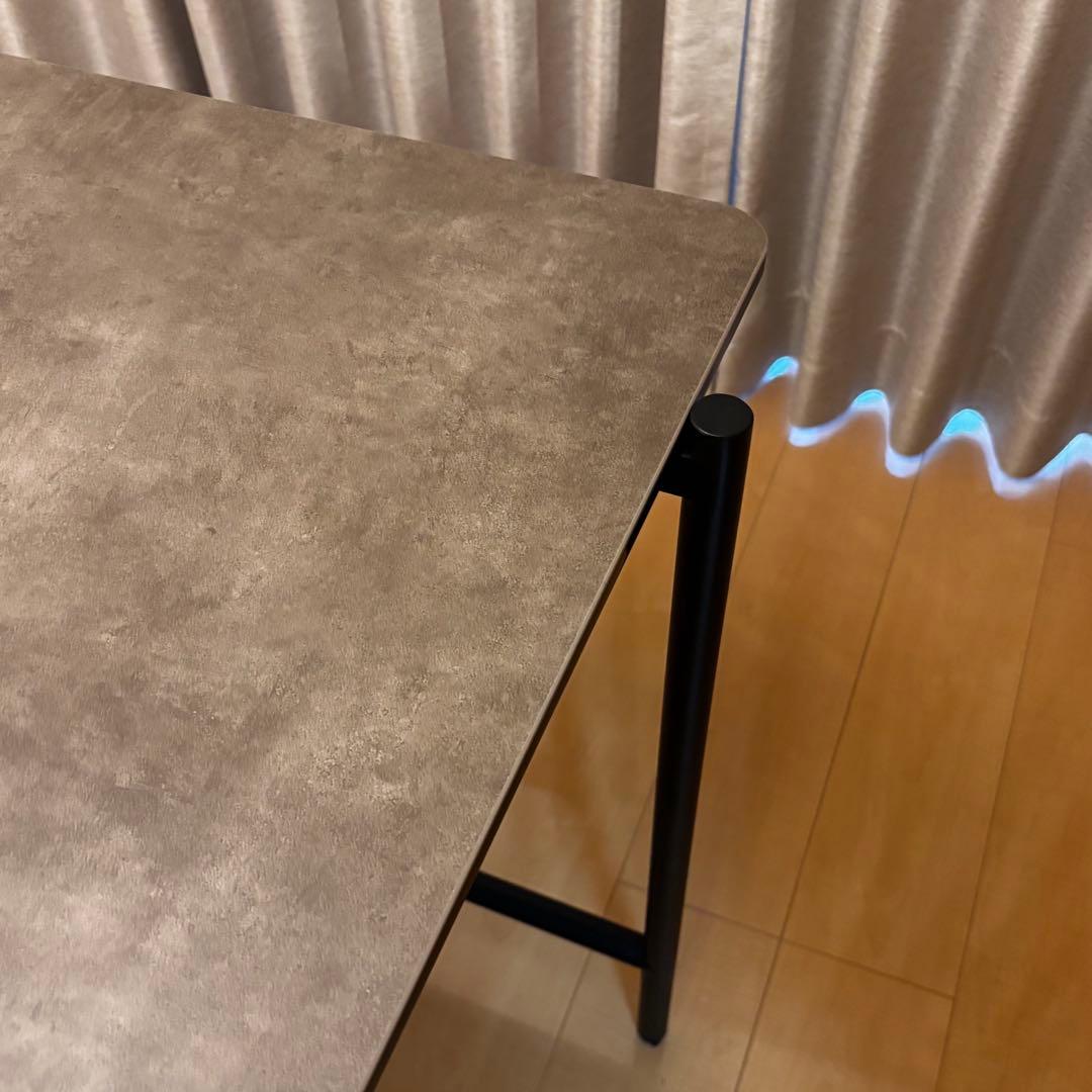 セラミックテーブル（モーダエンカーサ/ピパテーブル）