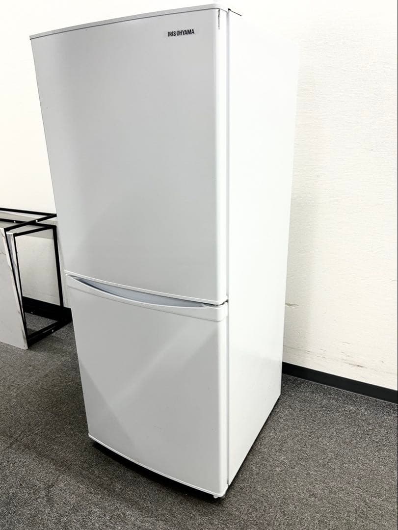 高年式★アイリスオーヤマ 142L ノンフロン冷凍冷蔵庫 IRSD-14A-W